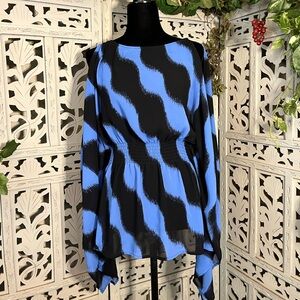 MICHAEL MICHAEL KORS KRAZY KUTE BLUE & BLACK PATTERN ANGEL WING SLEEVES TOP